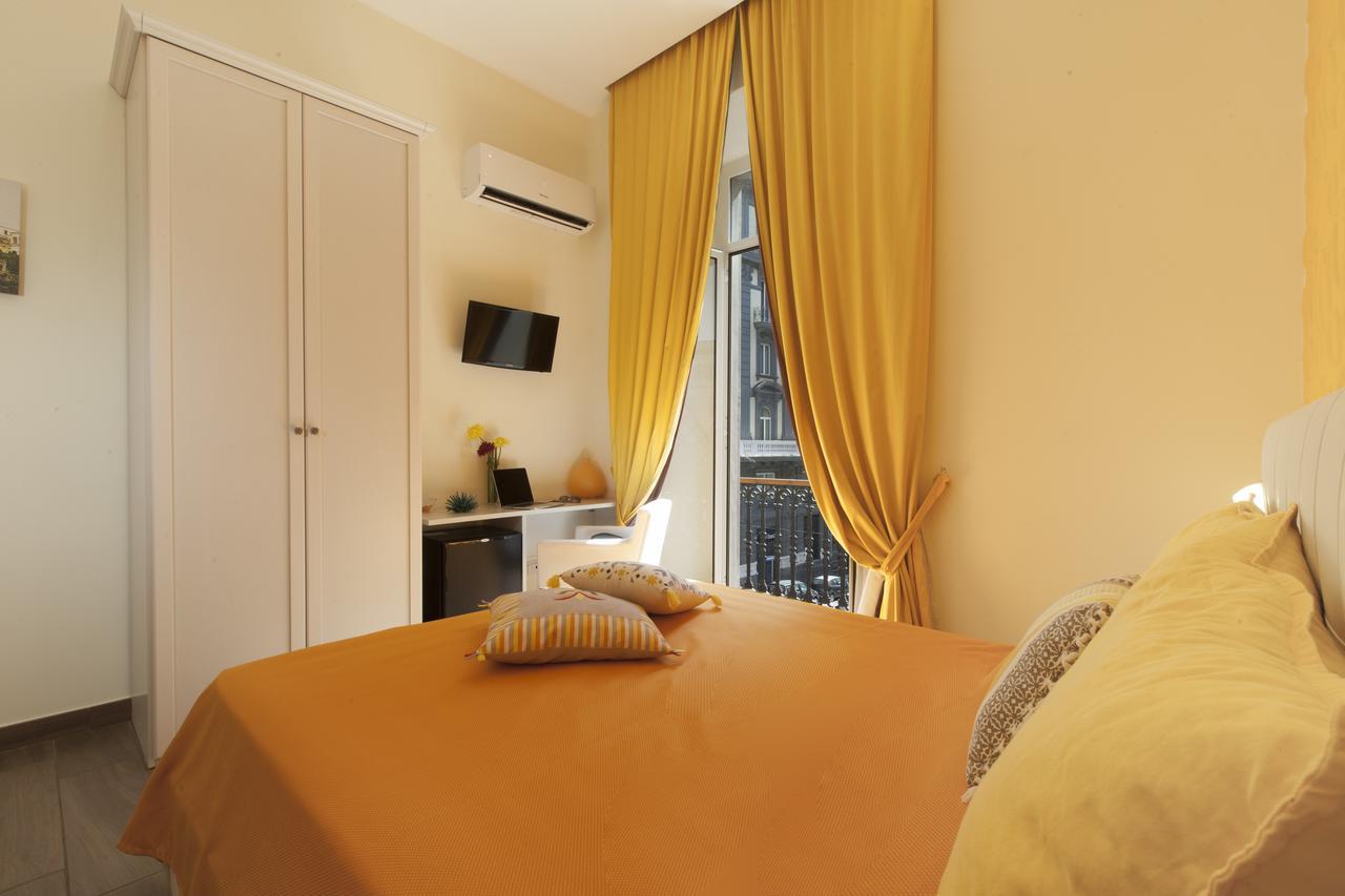 Suite dei Catalani Napoli Exterior foto